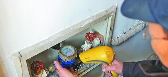 热水器冻坏了怎么修（冬季维修热水器的常见问题与解决方法）