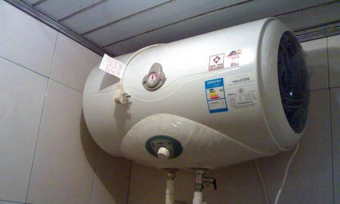 解决过路热水器坏了的问题（修复过路热水器的关键步骤和技巧）