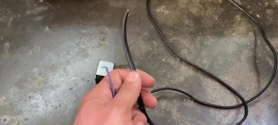 解析阿里斯顿热水器E6故障及修复方法（了解E6故障的原因和简单的维修办法）